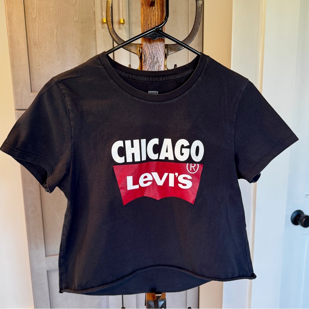 Levi's Chicago Black with Red Short Sleeved Crop Shirt M